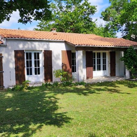 Maison A 8 Min A Pied De La Plage Avec Jardin Clos Et Ombrage Saint-Georges-d'Oleron Εξωτερικό φωτογραφία